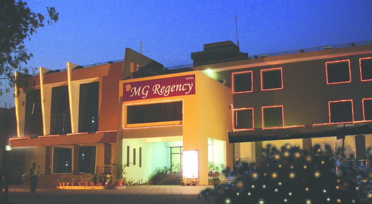 Mg Regency Hotel Baddi Exterior foto